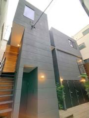 GRANDE MAISON SUGAMO