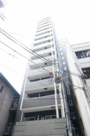 地下鉄御堂筋線梅田駅まで徒歩8分