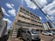 地下鉄御堂筋線江坂駅まで徒歩9分