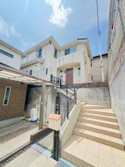 茨木市北春日丘二丁目戸建