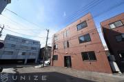 地下鉄南北線南平岸駅まで徒歩9分