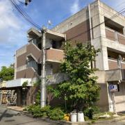 阪急伊丹線伊丹駅までバス約14分 徒歩1分
