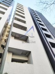 レヴィーナ東京八重洲通り