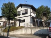 近鉄京都線高の原駅までバス約6分 徒歩3分