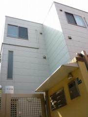 東京メトロ千代田線赤坂駅まで徒歩10分