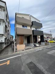 芝下1丁目貸家A棟