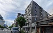 地下鉄東西線京都市役所前駅まで徒歩4分