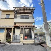 伊加賀栄町貸家