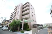 ＪＲ東海道本線ＪＲ総持寺駅まで徒歩15分