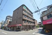 南海本線岸里玉出駅まで徒歩2分
