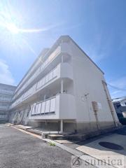 近鉄難波・奈良線河内花園駅まで徒歩4分