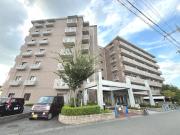 近鉄京都線伊勢田駅まで徒歩4分