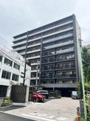 京王線新宿駅まで徒歩4分
