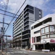 地下鉄東山線上社駅まで徒歩20分