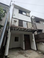伊勢町貸家