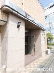 ＪＲ東北本線小山駅までバス約10分 徒歩6分