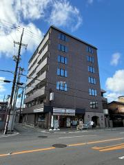 京阪本線祇園四条駅まで徒歩10分