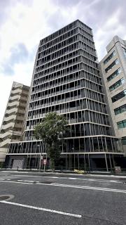 東京メトロ丸ノ内線新宿御苑前駅まで徒歩7分