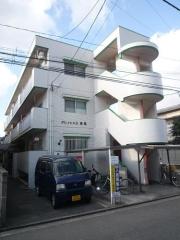 地下鉄箱崎線箱崎宮前駅まで徒歩5分