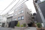 東京メトロ日比谷線六本木駅まで徒歩8分