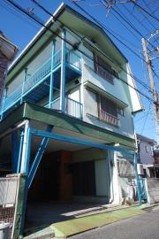 大泉町2丁目貸家