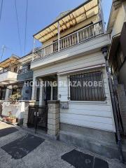 天神町3丁目貸家