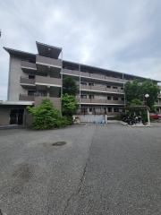 地下鉄西神・山手線妙法寺駅まで徒歩13分
