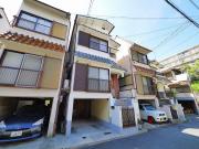 近鉄難波・奈良線富雄駅まで徒歩22分