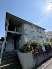 小田急小田原線百合ヶ丘駅まで徒歩8分