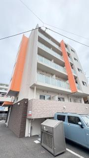 鹿児島市電谷山線宇宿一丁目駅まで徒歩1分