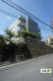 ＪＲ根岸線磯子駅まで徒歩13分