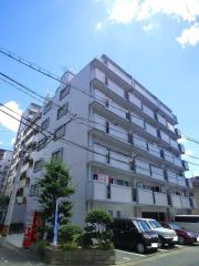 西鉄天神大牟田線高宮駅まで徒歩8分