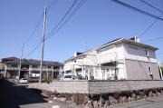 近鉄難波・奈良線学園前駅まで徒歩17分