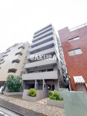 プラハ川崎本町通り