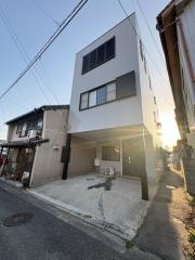 市場町4丁目貸家