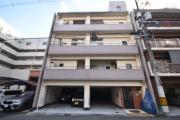 広島電鉄皆実線南区役所前駅まで徒歩9分