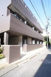 ＪＲ南武線武蔵小杉駅まで徒歩4分