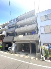 広島電鉄皆実線南区役所前駅まで徒歩7分