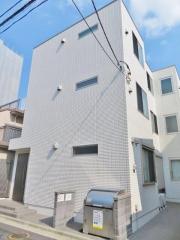 京王線芦花公園駅まで徒歩6分