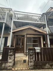 浜寺石津町中2丁2-25貸家