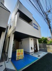 大久保2丁目一戸建 A棟
