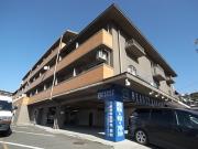 ＪＲ山陽本線明石駅までバス約33分 徒歩5分