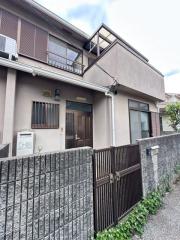 南花屋敷4丁目13-17テラスハウス