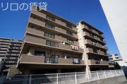 地下鉄箱崎線貝塚駅まで徒歩20分