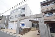 京阪鴨東線神宮丸太町駅まで徒歩8分