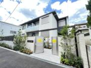 East Villa 逆瀬川