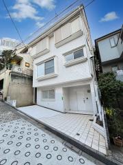 京急本線泉岳寺駅まで徒歩8分