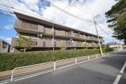 小田急小田原線喜多見駅まで徒歩17分
