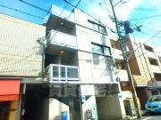 フラット717