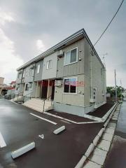 ＪＲ函館本線五稜郭駅までバス約27分 徒歩5分